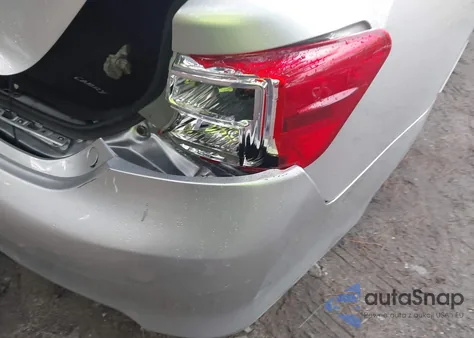 2013 Toyota Camry Xle V6 z USA, uszkodzony, nr VIN 4T1BK1FK7DU537170